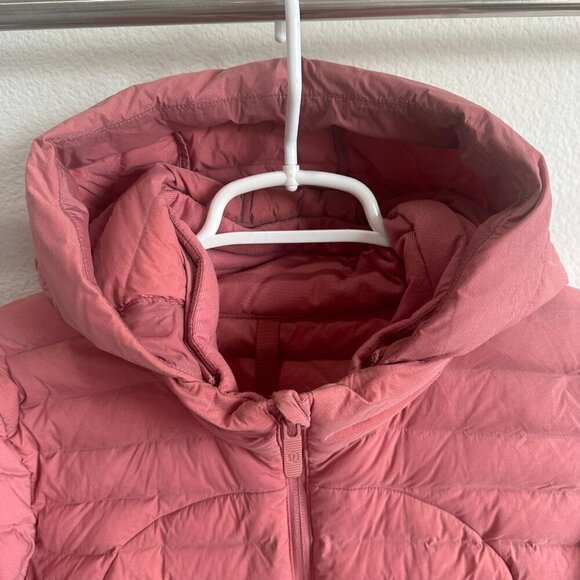 Lululemon Dusty Pink Hooded Zip Up Down Puffer Jacket Coat Size 10 - Picture 4 of 5